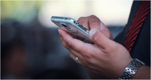 Investigan filtración de contenidos para adultos de profesora de Carahue