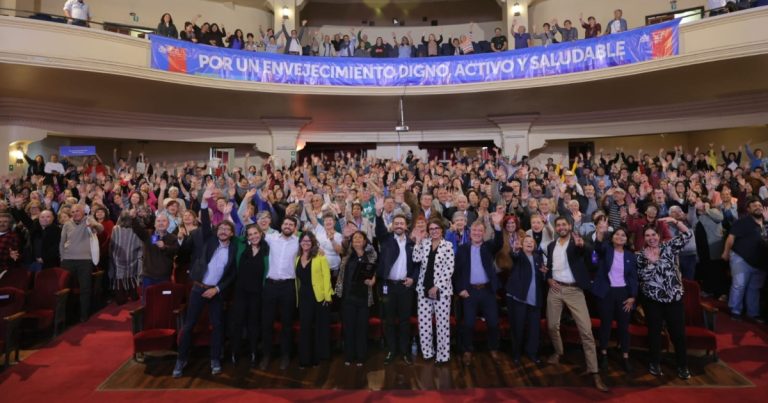 Lanzan Fondo Nacional del Adulto Mayor: ¿quiénes y hasta cuándo pueden postular?