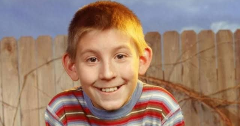 Recordado actor que dio vida a Dewey en 'Malcolm' reapareció tras 18 años: así luce actualmente