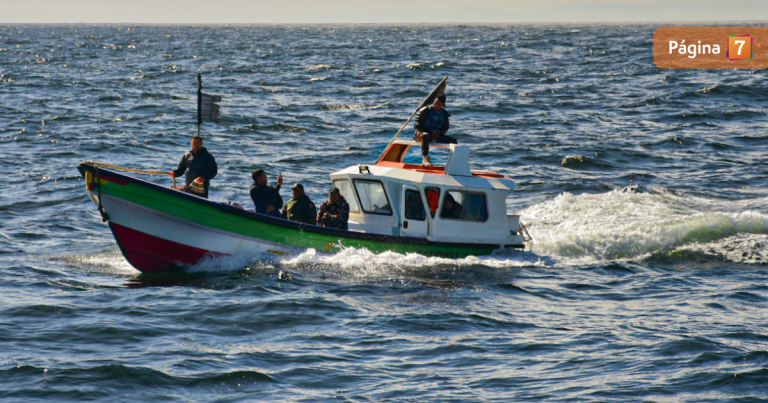 Resultaron ilesos: lancha con 9 tripulantes se hunde en cercanías de la desembocadura del río Biobío