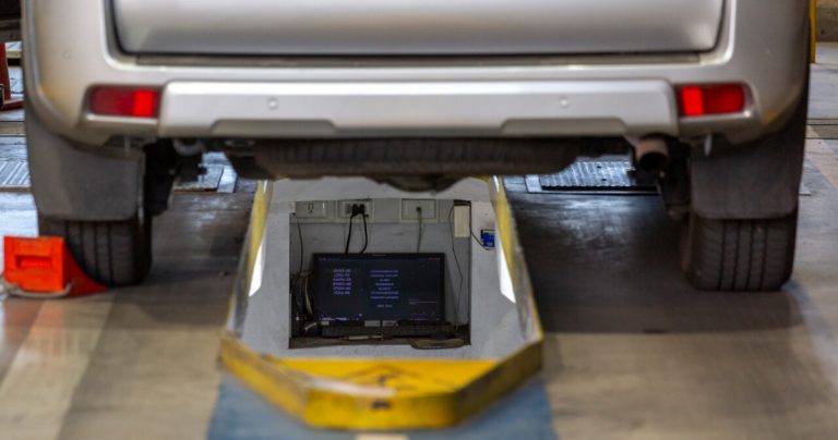 ¿Te rechazaron el vehículo en la revisión técnica? Estos son los 7 errores que podrías haber evitado