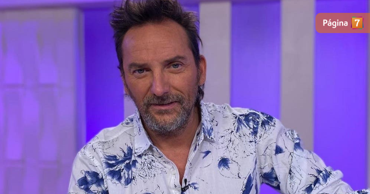 Sin luces, sin micrófonos Daniel Fuenzalida fue aplaudido tras realizar un especial paseo