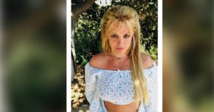 Britney Spears protagoniza nuevo escándalo: encendió cigarro en pleno vuelo