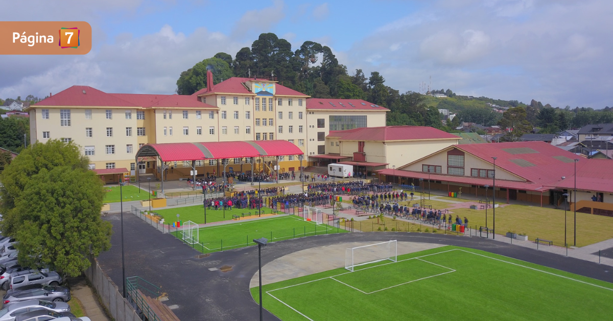 Alumna revela bullying que sufrió en exclusivo colegio de Puerto Varas: "La puerta del infierno"
