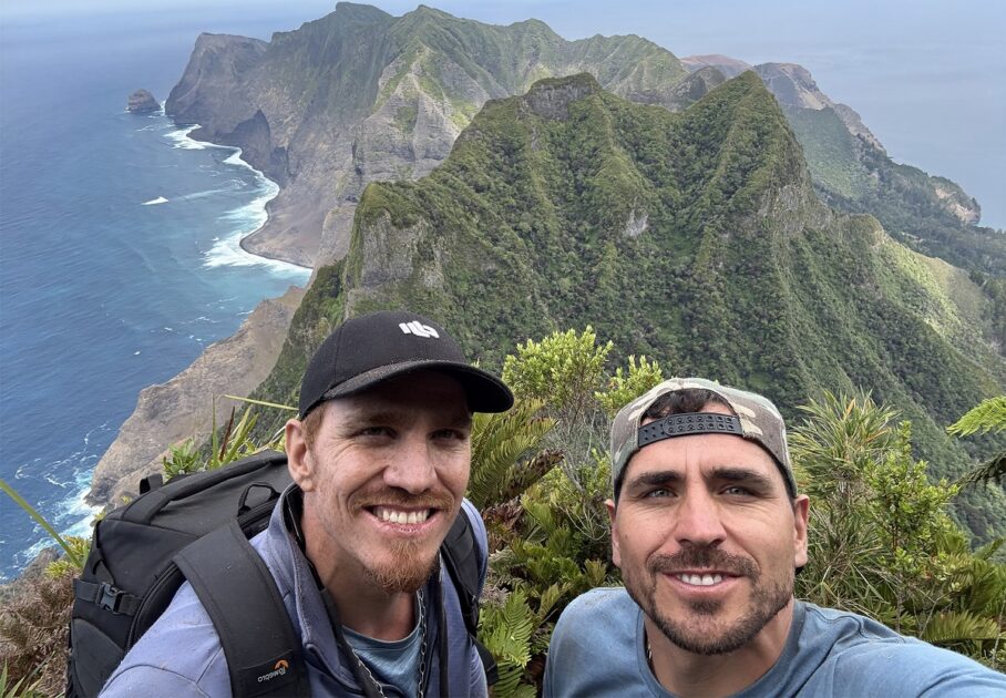 Con Pangal Andrade escalando una peligrosa cumbre: así será el primer capítulo de ‘El Clan’