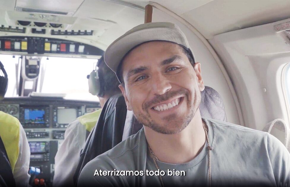 Con Pangal Andrade escalando una peligrosa cumbre: así será el primer capítulo de ‘El Clan’