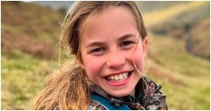 Princesa Charlotte cumplió 10 años y comparten fotografía felicitándola