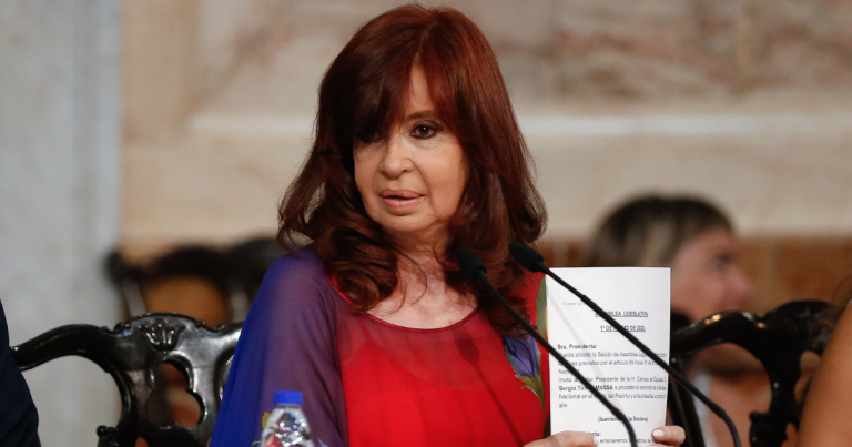 Cristina Kirchner podría ir a la cárcel: justicia argentina ratifica condena de 6 años