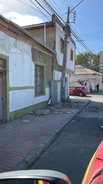 Derrumbe de fachadas y otros daños: los registros del fuerte sismo 6,4 en Copiapó