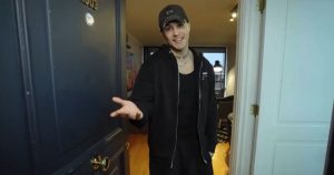 Nicolás Solabarrieta mostró su casa en La Divina Comida: enseñó especial cuadro que le hizo 'Guarén'