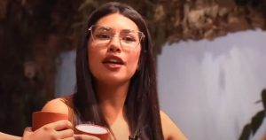 críticas a eskarcita en mundos opuestos