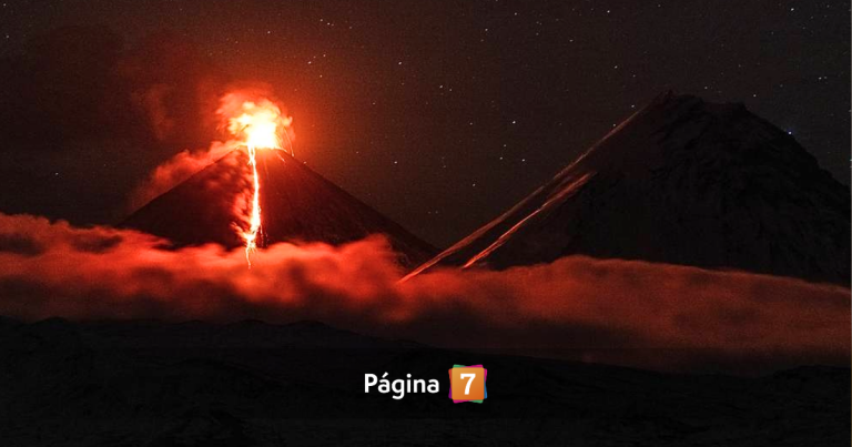 Entra en erupción el volcán más alto de la península de Kamchatka tras fuerte terremoto en Rusia