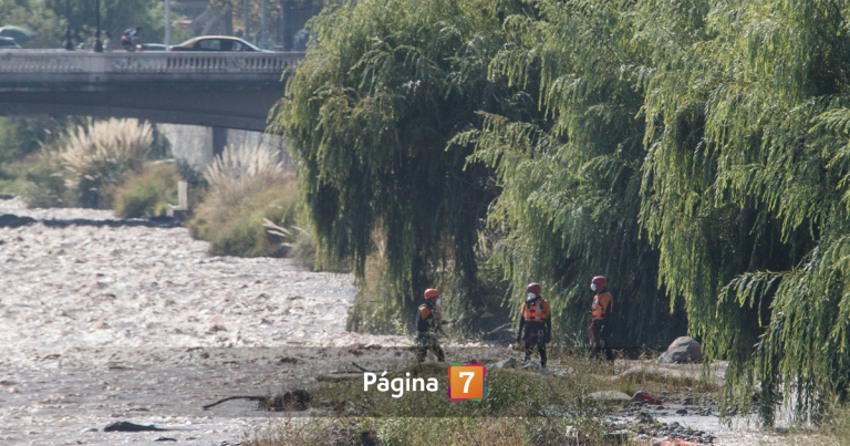 Carabineros investiga hallazgo de un cuerpo en cercanías del río Mapocho