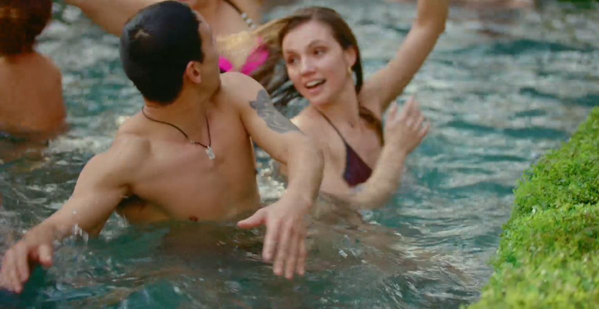 Actriz de Secretos de Familia sorprendió con lúdico personaje en Aguas de Oro: causó caos en pueblo