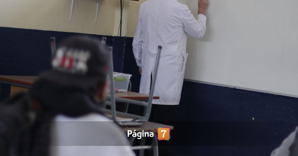 Profesor de Filosofía fue detenido por amenazar y hablar temas sexuales con alumnos en La Cisterna