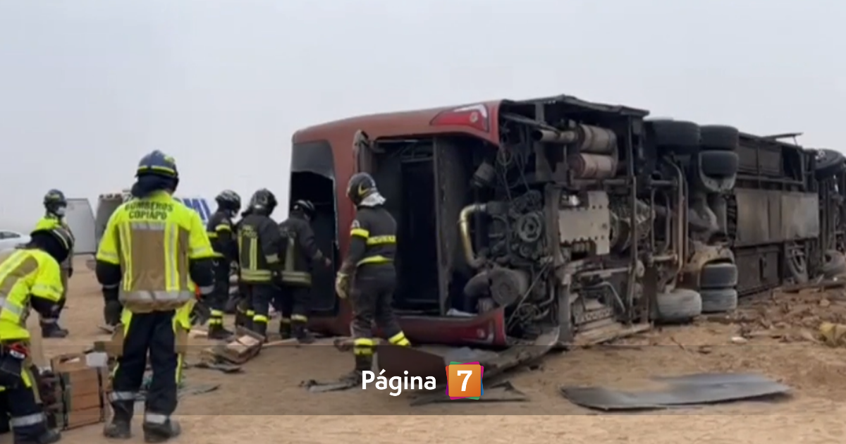3 fallecidos y más de 40 heridos deja accidente de bus en Copiapó: bus se volcó en Ruta 5 Norte