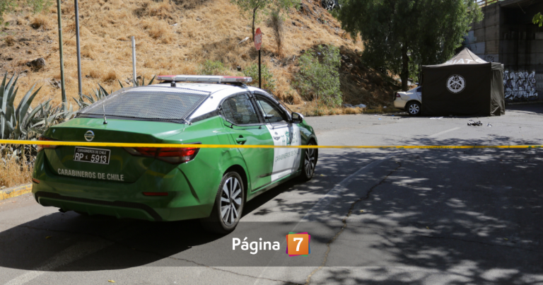 Carabineros rescata a hombre herido y atrapado en el cerro San Cristóbal: se fracturó una pierna