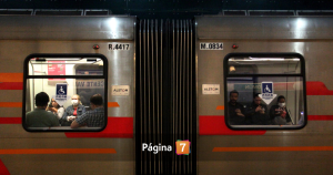 llanto conductora metro al anunciar a persona en las vías