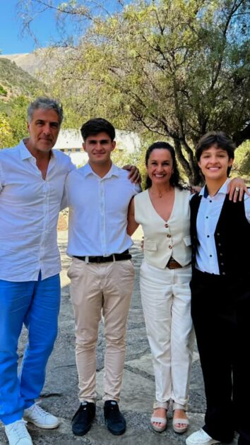 El bello matrimonio de Claudia Miranda y Omar Costella: llevan 30 años juntos y tienen 2 hijos