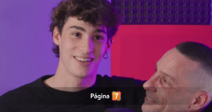 Silvestre, hijo de Gonzalo Valenzuela y Juana Viale, causó furor en los Premios Martín Fierro