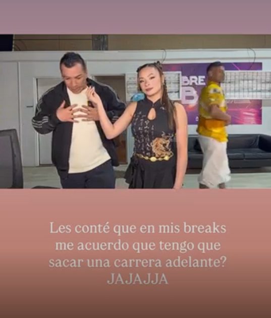 Skarleth Labra entrevista a Esteban Paredes