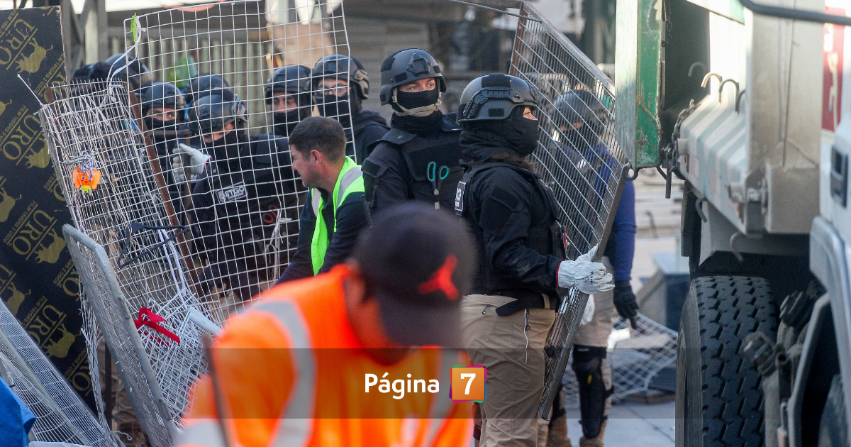 Suspenden comercio y tránsito en barrio Meiggs por nueva instalación de rejas
