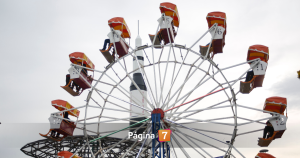 Niña de 10 años cayó desde parte más alta de rueda de la fortuna en Panguipulli