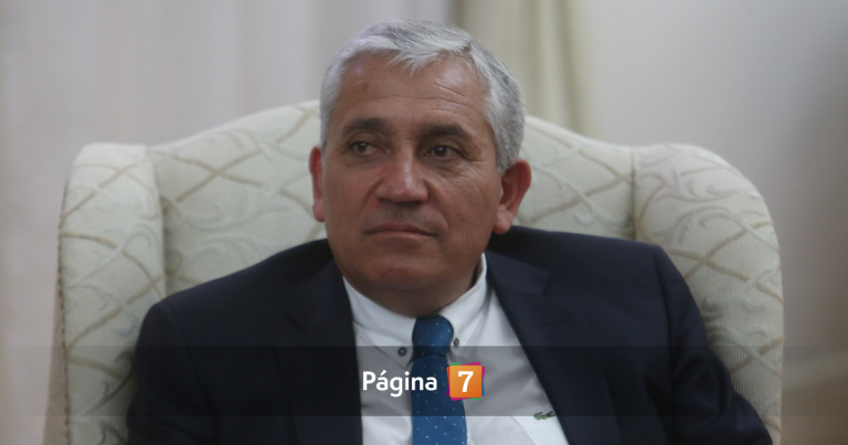 Héctor Espinosa, exdirector de la PDI, quedó en prisión preventiva por delitos de corrupción