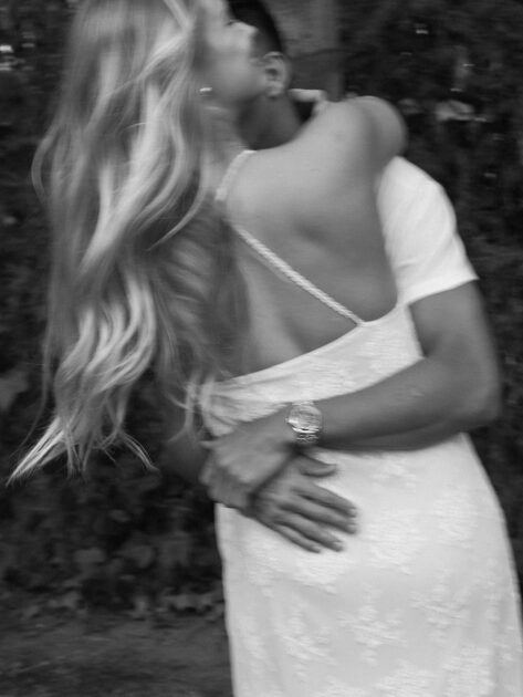 Con románticas imágenes: Alexandra Litvinova sorprende al confirmar embarazo junto a Alexis Sánchez