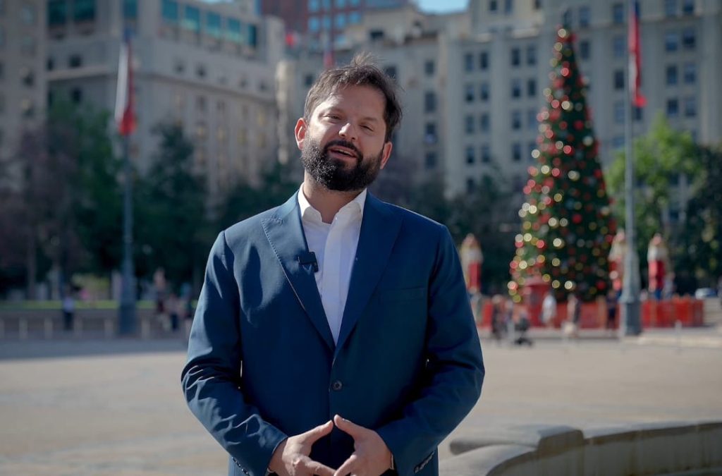 Presidente Gabriel Boric se despide con último mensaje navideño: "Un orgullo compartir con ustedes”