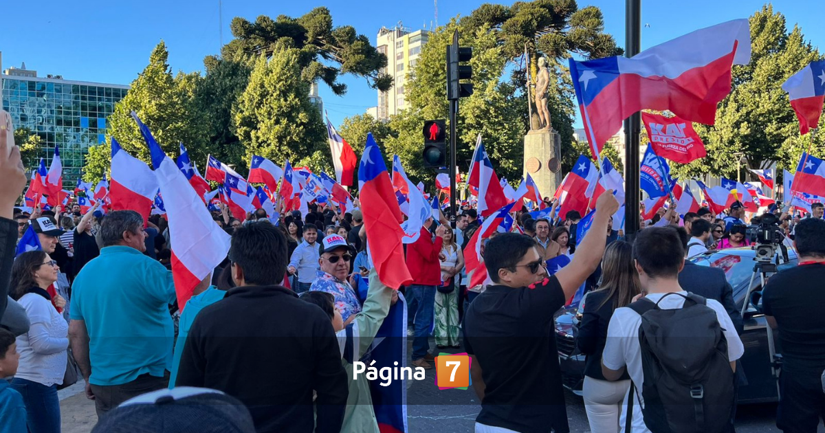 Adherentes celebran triunfo de José Antonio Kast