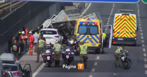 Dos muertos en accidente de tránsito en autopista Vespucio Sur: menor de edad está grave