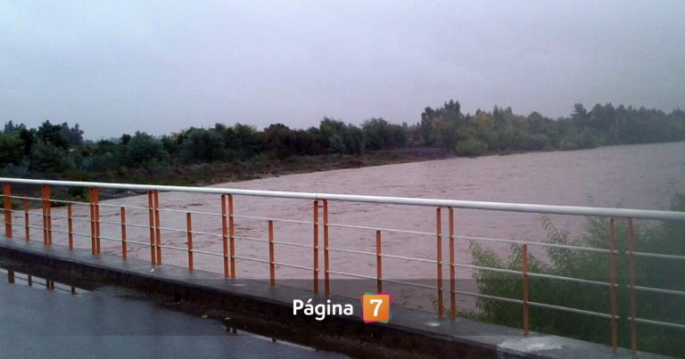 Tres personas desaparecidas y dos lesionados dejó tragedia familiar en Termas del Flaco