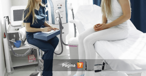 Mujer queda en riesgo vital tras sufrir paro durante cirugía estética en Providencia