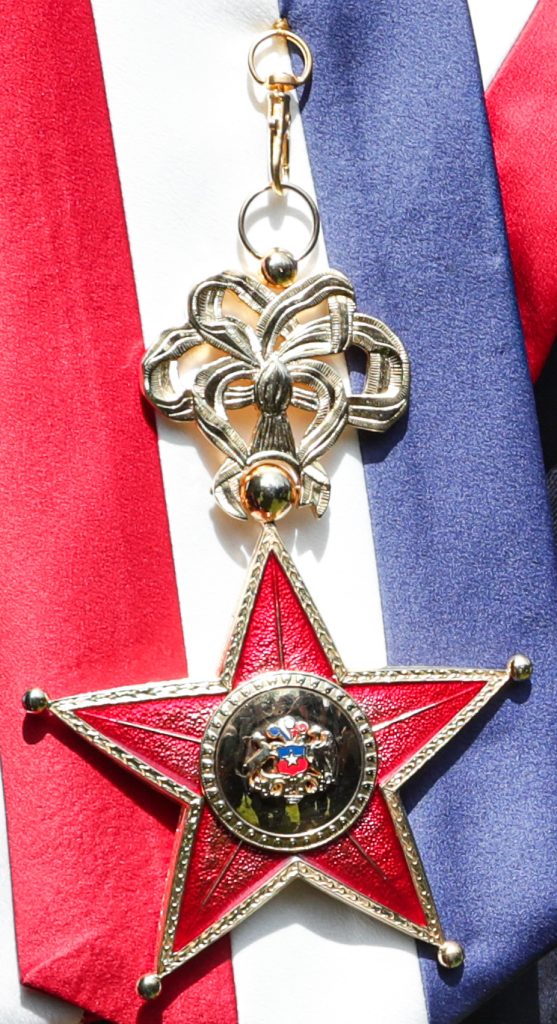 los inéditos chascarros que marcaron históricos cambios de mando en Chile