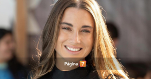 Siento que queda tanto Tita Ureta lució su guatita de embarazada al séptimo mes