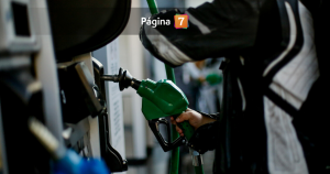 Tras el alza de bencinas: revelan quiénes son los senadores que más gastan en transporte