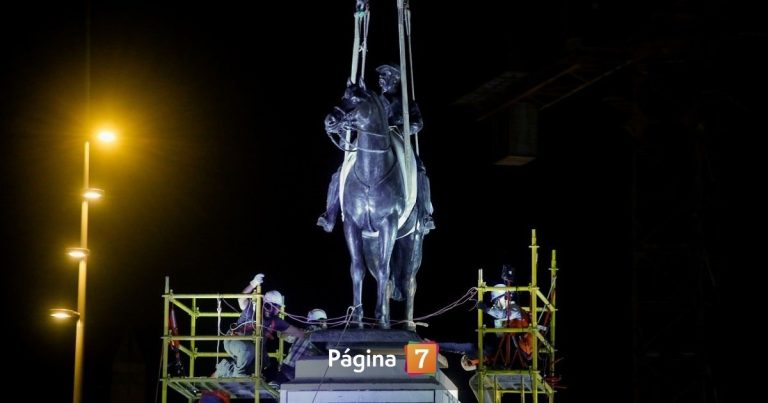 Estatua del general Baquedano volvió a Plaza Italia después de 5 años: así fue su reinstalación