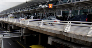 Detienen a taxista que cobró millonario monto a turista holandés y robó sus maletas en aeropuerto