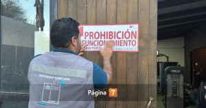 Había moscas y ratones: clausuran cocina que abastecía a turistas en San Pedro de Atacama y gimnasio