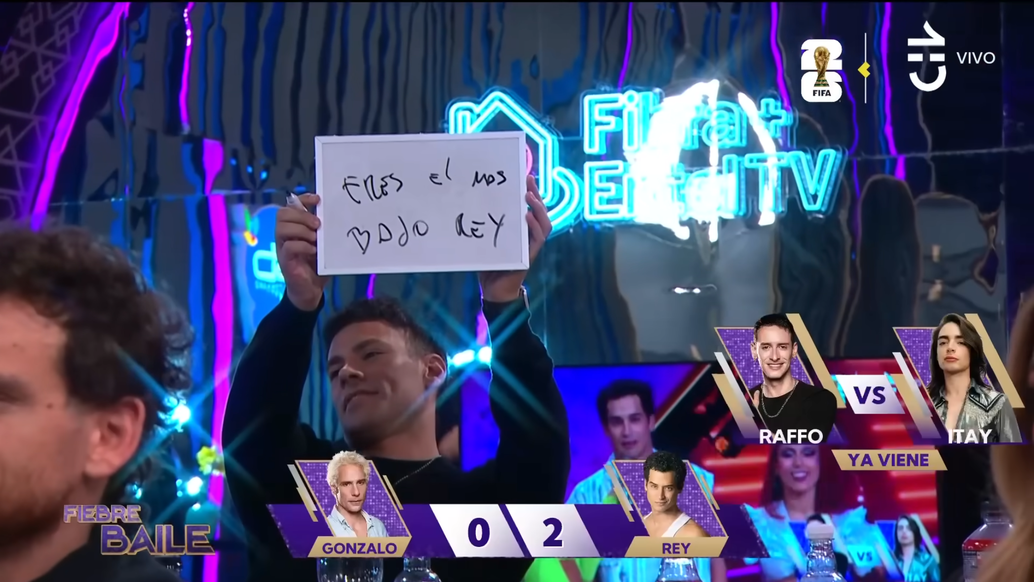 Rey Alcalde encaró a Claudio Valdivia por malintencionado comentario: "Baila mejor de lo que habla"