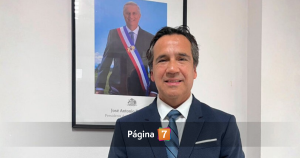Renato Münster deja cargo de Seremi de las Culturas de la RM a un día de asumir