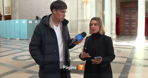 Aseguran que Roberto Cox y Maite Orsini comenzaron romance tras intenso coqueteo en Francia