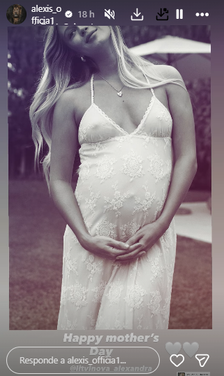 Alexis Sánchez mostró inéditas fotos junto a su pareja e hija en el Día de la Madre
