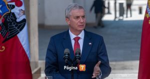 ¿Sigue bajando la aprobación al presidente José Antonio Kast? Esto dijo la última encuesta Criteria