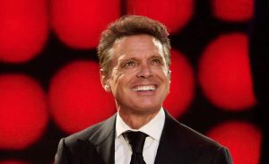 Falsa alarma por hospitalización de Luis Miguel: familia desmiente versión sobre su salud