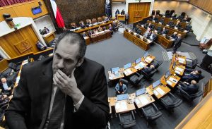 Este martes e vota la acusación constitucional contra exministro Nicolás Grau