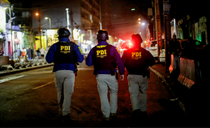 Por láminas del Mundial: el violento asalto que terminó a tiros en Estación Central