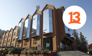 Canal 13 se pronunció ante huelga de sindicato de Secuoya: aseguraron que señal "continuará al aire"
