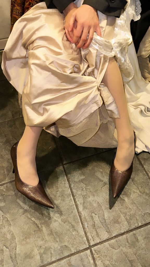 Premios Pulsar: Francisca Valenzuela deslumbró con disruptivo vestido y zapatos de lujo de $1 millón